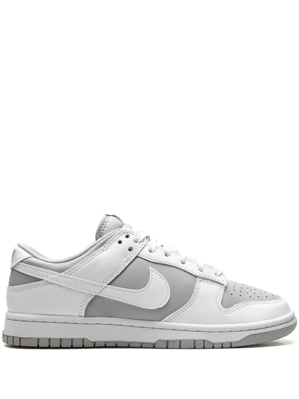 Nike Dunk Low Retro sneakers