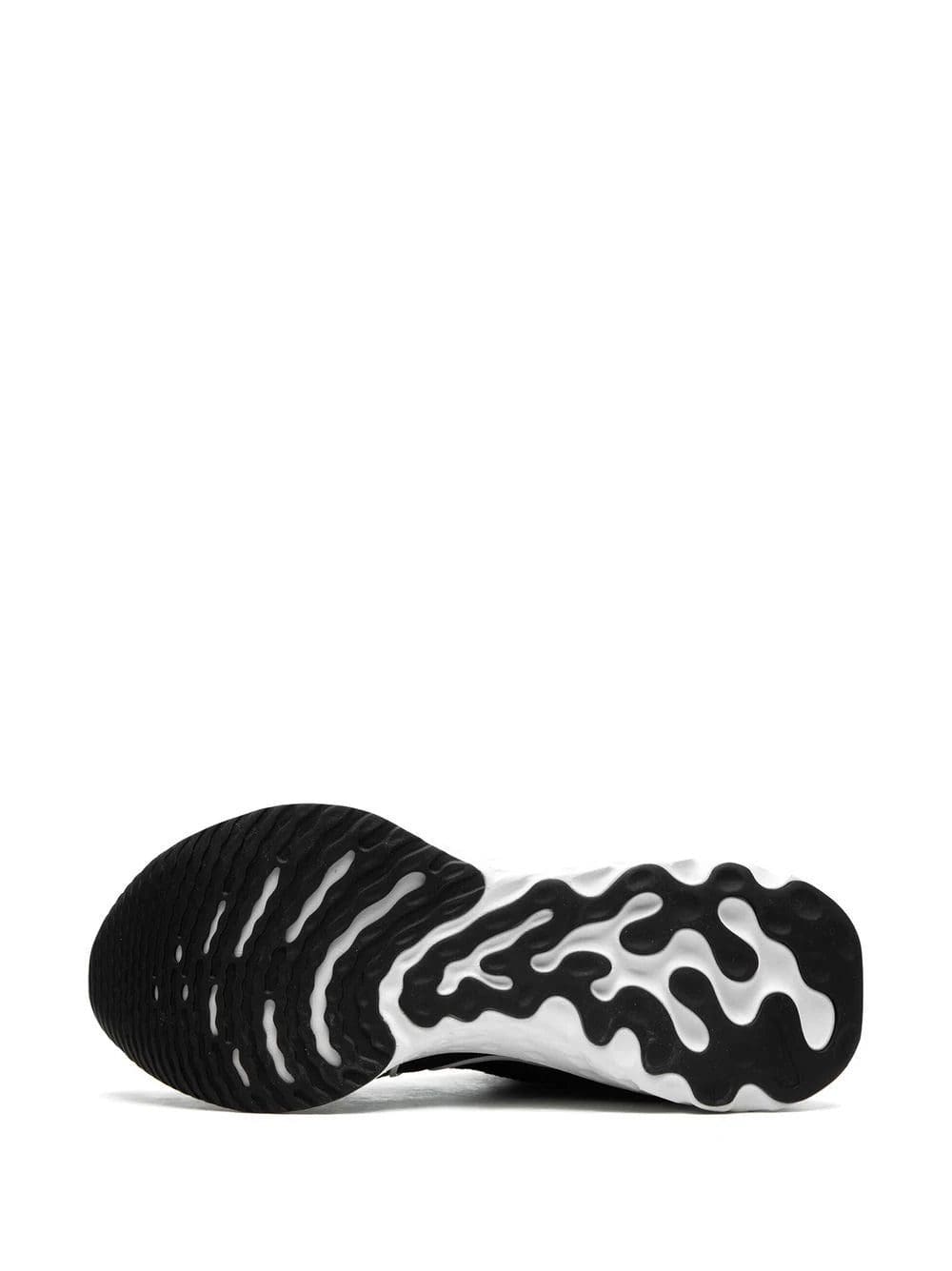 Nike React Infinity Run Flyknit 3 "Black/White" sneakers - Image 4